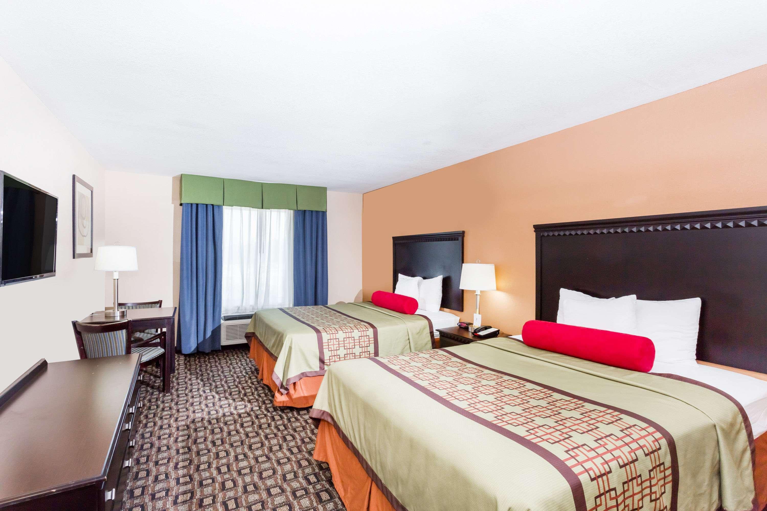 Days Inn & Suites By Wyndham Savannah North I-95 Port Wentworth Εξωτερικό φωτογραφία